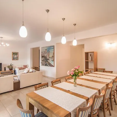 펜션 Mirca 수페타르